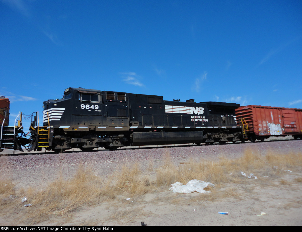 NS 9649 Westbound